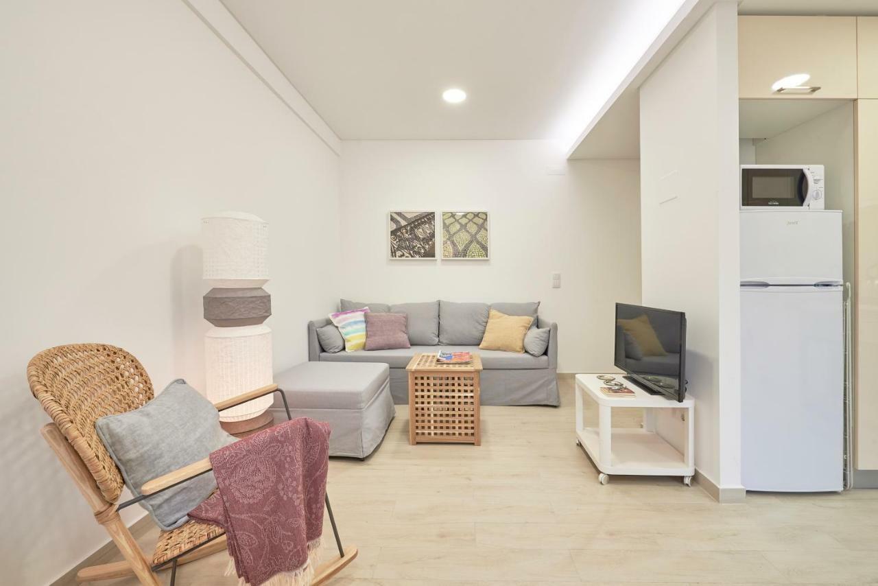 Light Apartment With Amazing Balcony, By Timecooler Lizbona Zewnętrze zdjęcie