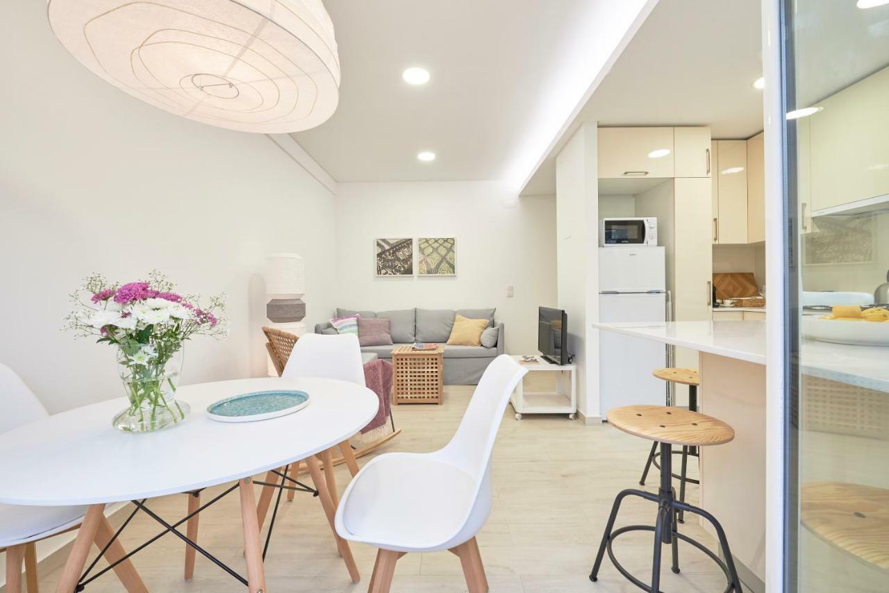 Light Apartment With Amazing Balcony, By Timecooler Lizbona Zewnętrze zdjęcie